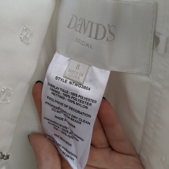 Davids bridal Wedding dress - Picture 4 of 8